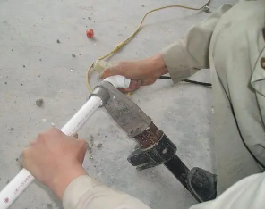 黄陵漏水维修电话